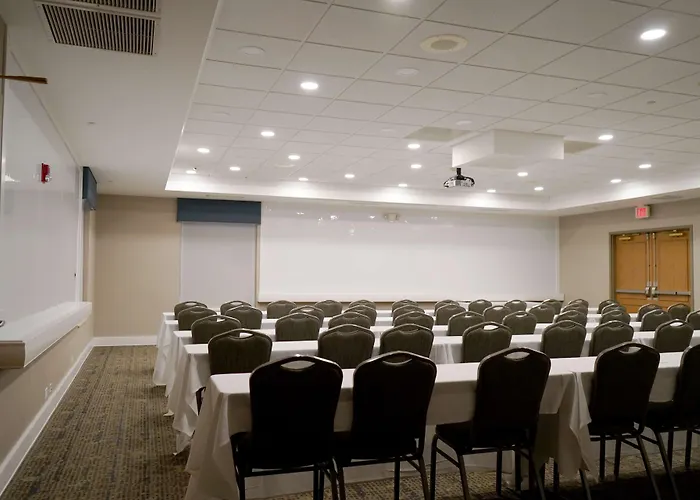 Hotel Hampton & Chicago/aurora 3*