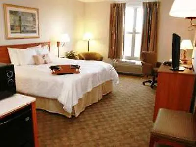 Hotel Hampton & Chicago/aurora 3*
